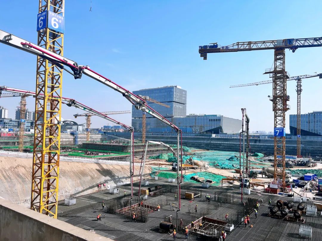 提前11小时！星空官网大米数泵车赋能高效施工