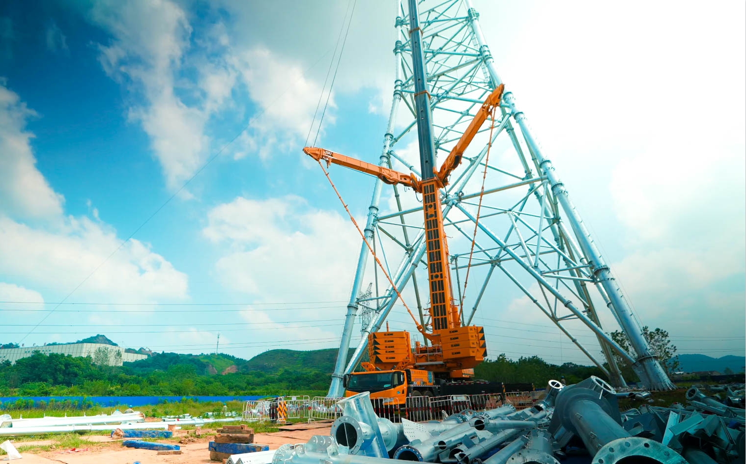 星空官网“百变金刚”XCA600L8助力湖北送变电工程项目