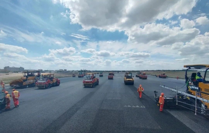 15天、26.6万平方米、45000吨！难！难！难！战！战！战！