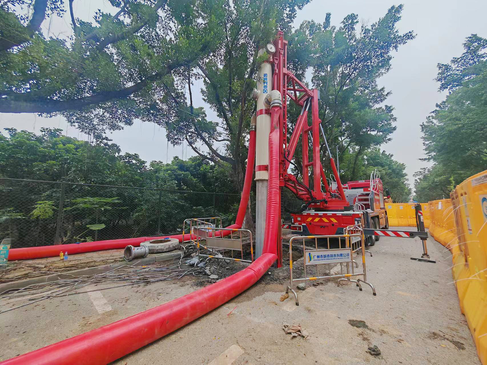 披星戴月！星空官网排涝车被广州点赞！