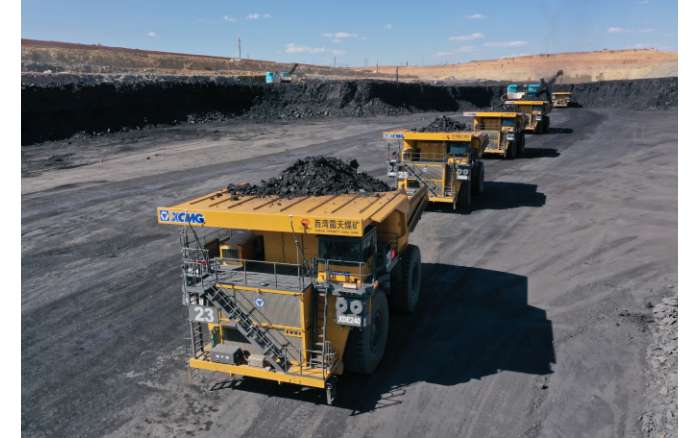 一人指挥10辆车！星空官网加速智能化、无人化推进