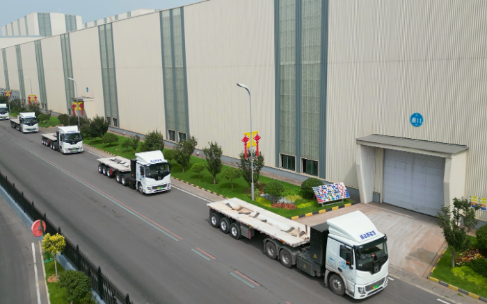 多次复购！百台星空官网新能源牵引车交付河北邯郸