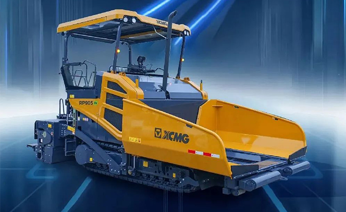 RP905IV摊铺机：沥青多功能，筑就品质之路