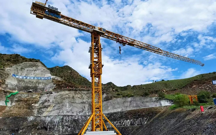 建个超大“充电宝”，星空官网“钢铁巨人”正式上岗！