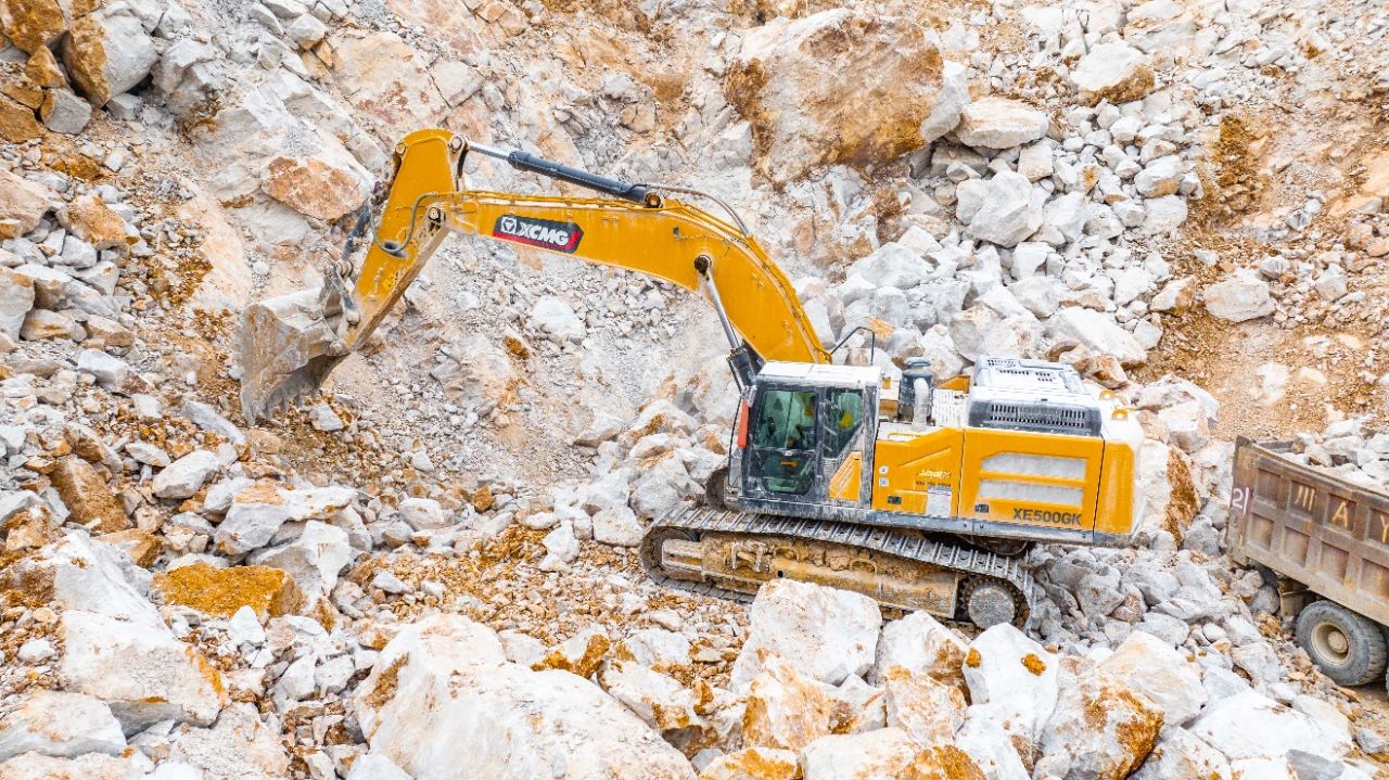 有XE500GK“坐镇”矿山，让我在事业发展上更有底气！