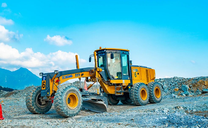 矿山工程迎来新机遇？星空官网道路矿山设备稳步发力