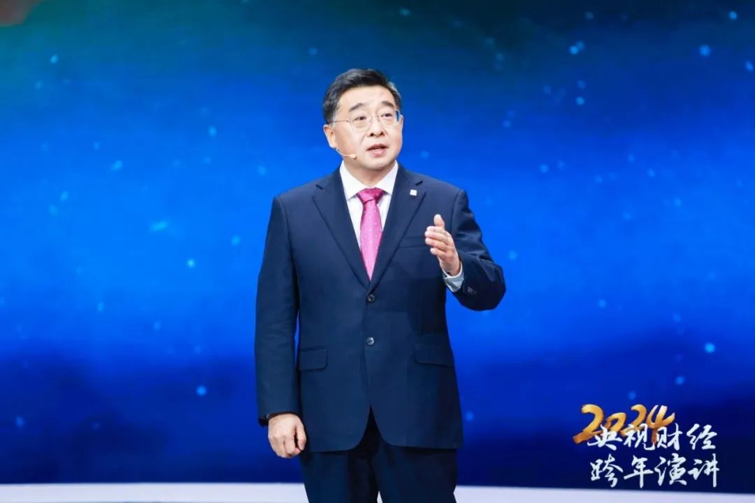 央视跨年演讲 | 杨东升：以一臂之力造福人类