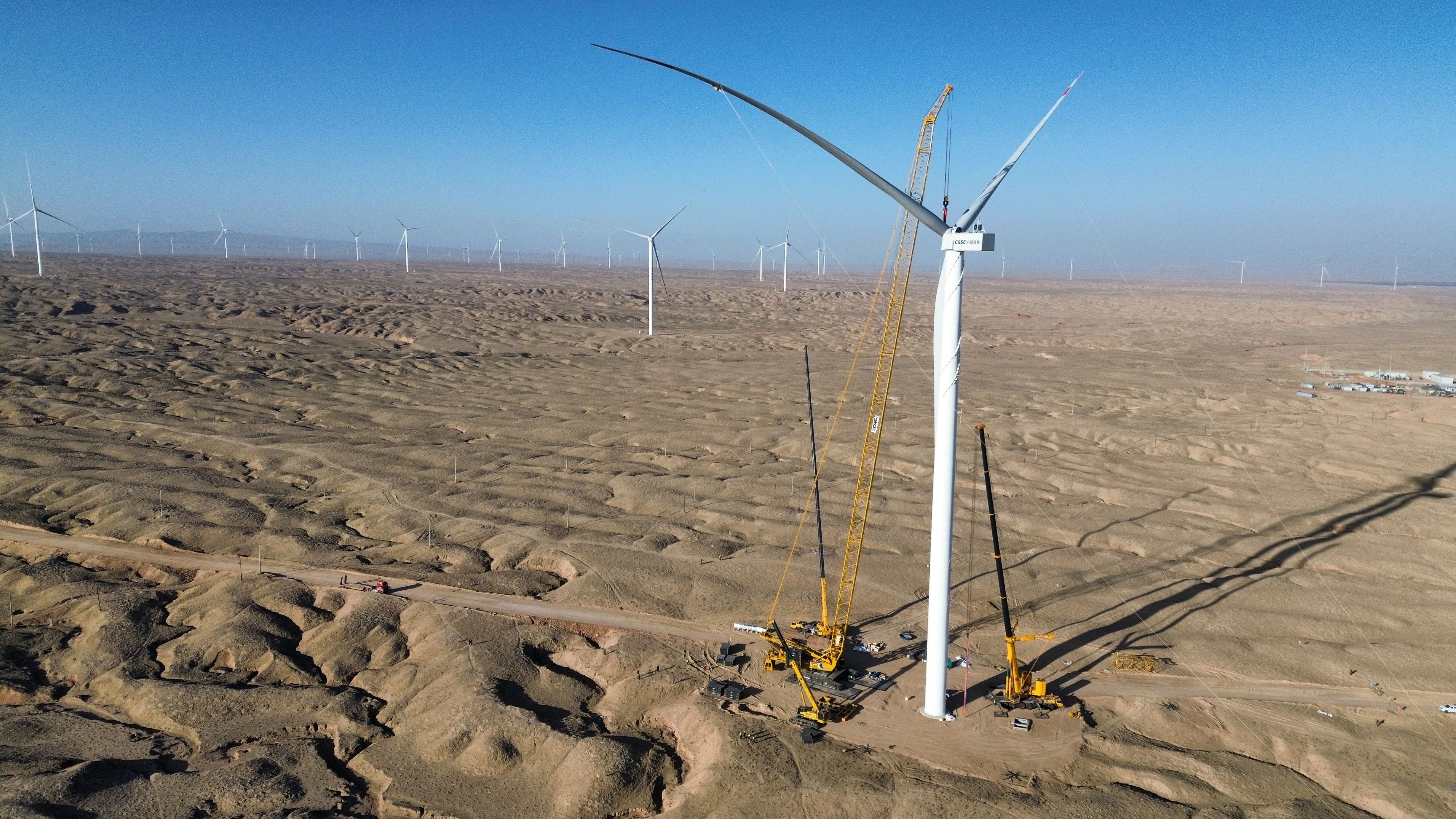 零误差！XLC18000M助力10万千瓦风力发电项目首台风机成功吊装