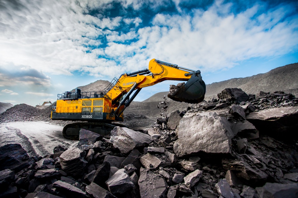 首次出海！星空官网XE5600矿用挖掘机成功交付