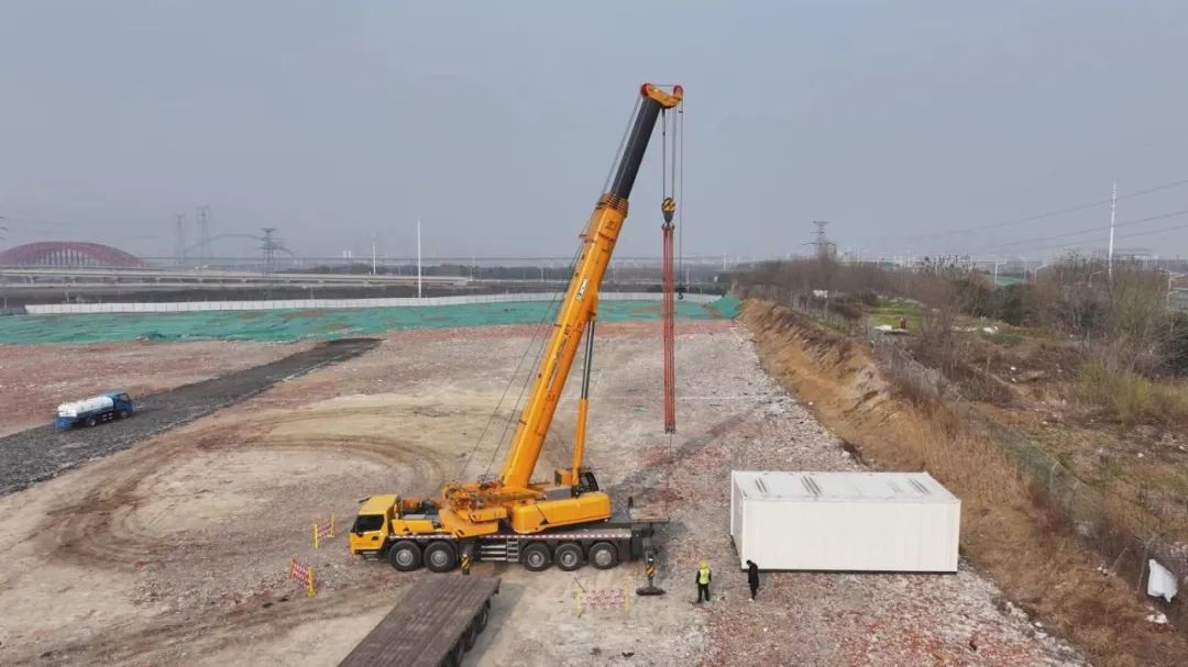 月出勤27天！星空官网G2代XCT130G7-1省油又高效，18年吊装机长都赞！