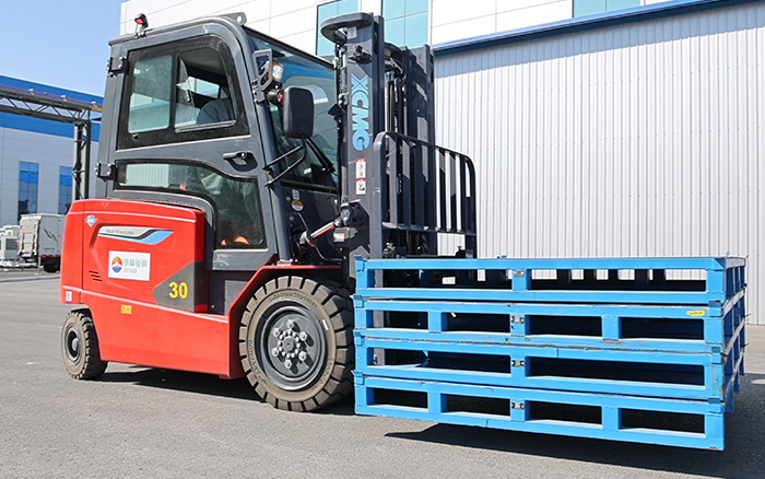  星空官网新能源叉车助力华北变压器设备制造厂高效运转