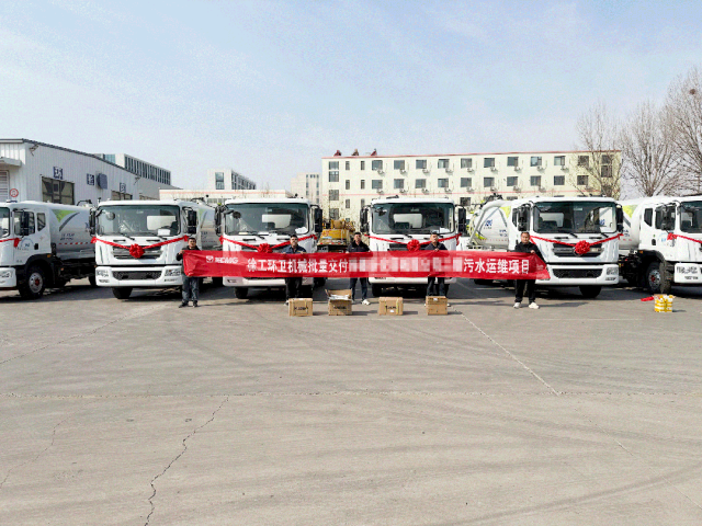 星空官网力量再+1！星空官网强力吸污车批量交付山东青岛