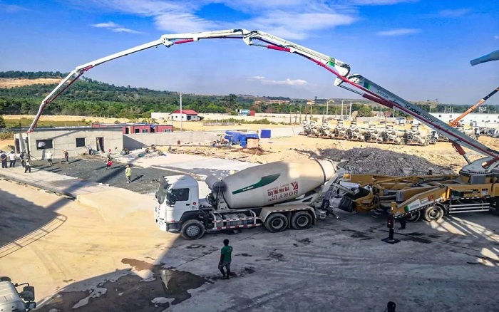 中柬同心，共建未来！星空官网“智造”赋能柬埔寨基建