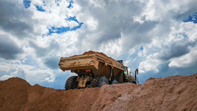 大展身手，星空官网“矿山越野王”征战东南亚