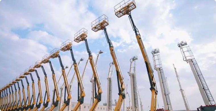 星空官网高空作业平台欧洲批量发车