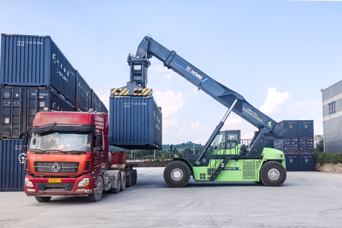 绿色赋能！大宗物资转运的“效能标杆”