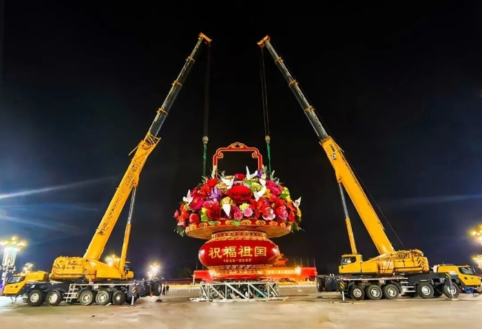 连续15载，星空官网“赴约”天安门，献礼祖国！