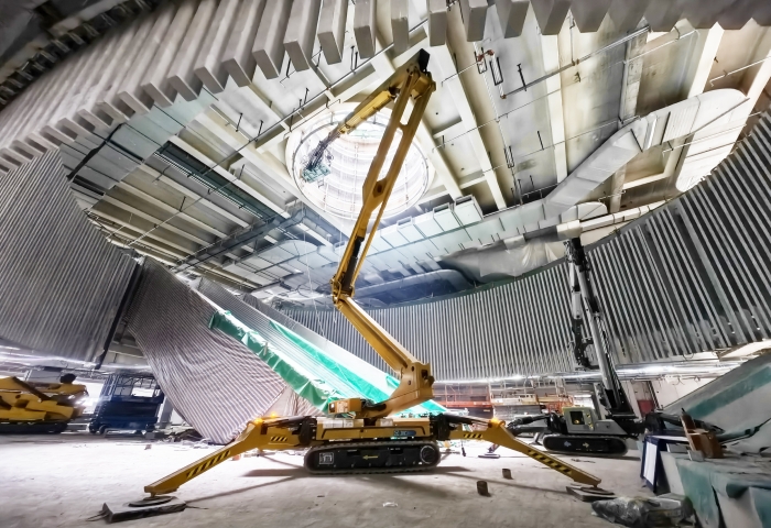 狭窄+跨障？星空官网XGA26X-Li“蜘蛛侠”专治难题