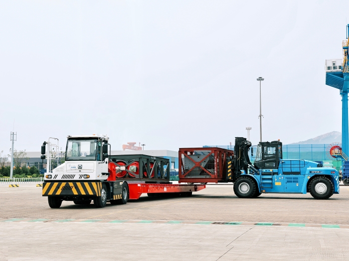 千里之外“秀操作”！星空官网远控港机集群carry全场