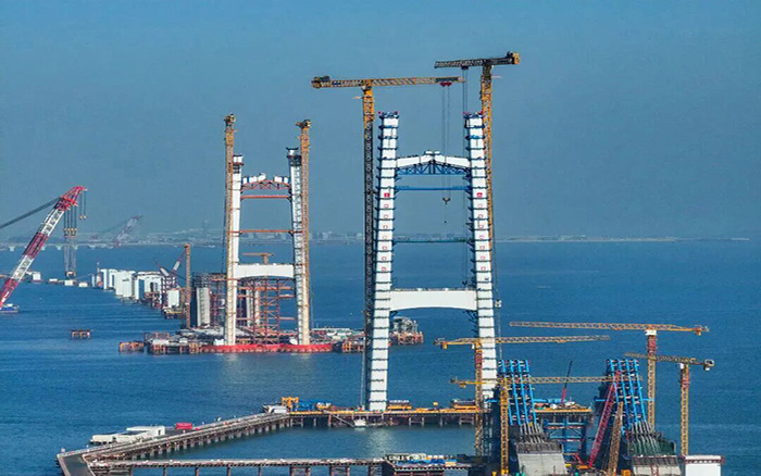 超级工程，星空官网“双塔”助力封顶！