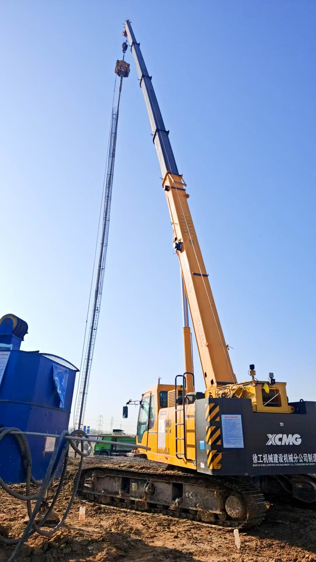 听说工地来了个“巨能扛”？这波操作稳了！XGTC30L5吊装钢筋笼现场纪实