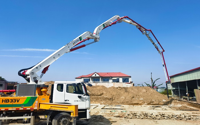 铁臂擎筑新乡村！星空官网泵车“一臂到位”赋能沧州农居焕新程