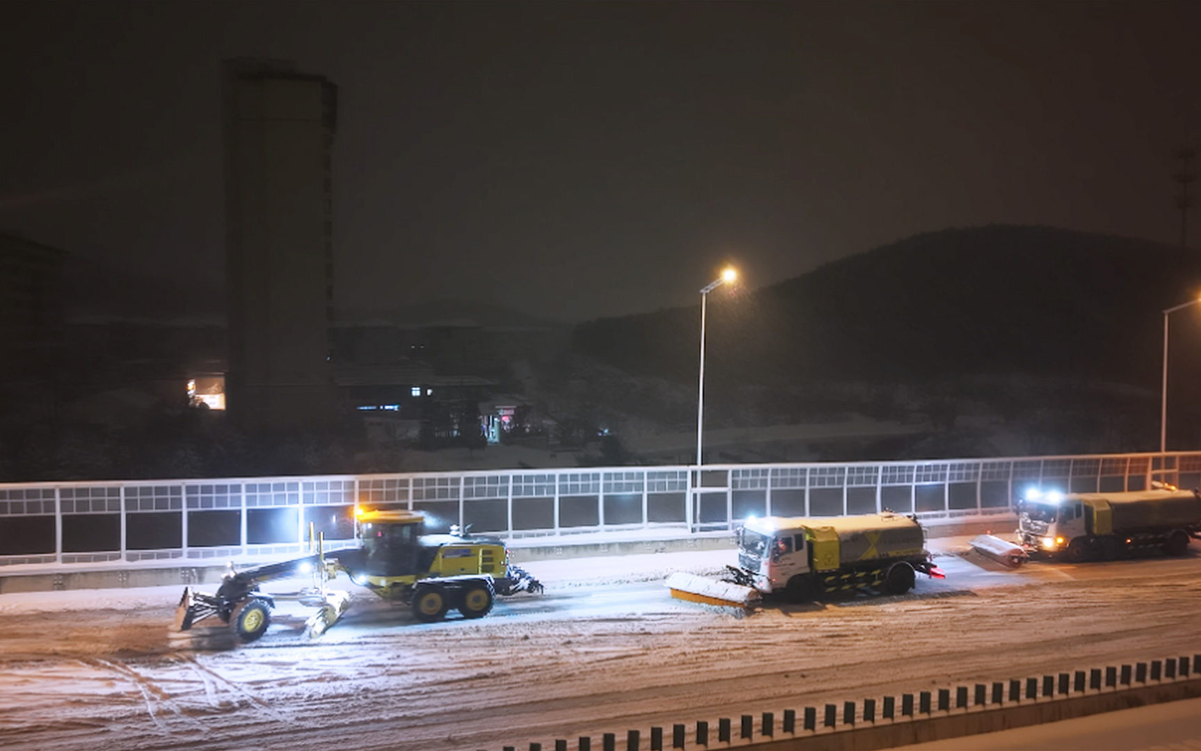 星空官网除雪设备浴