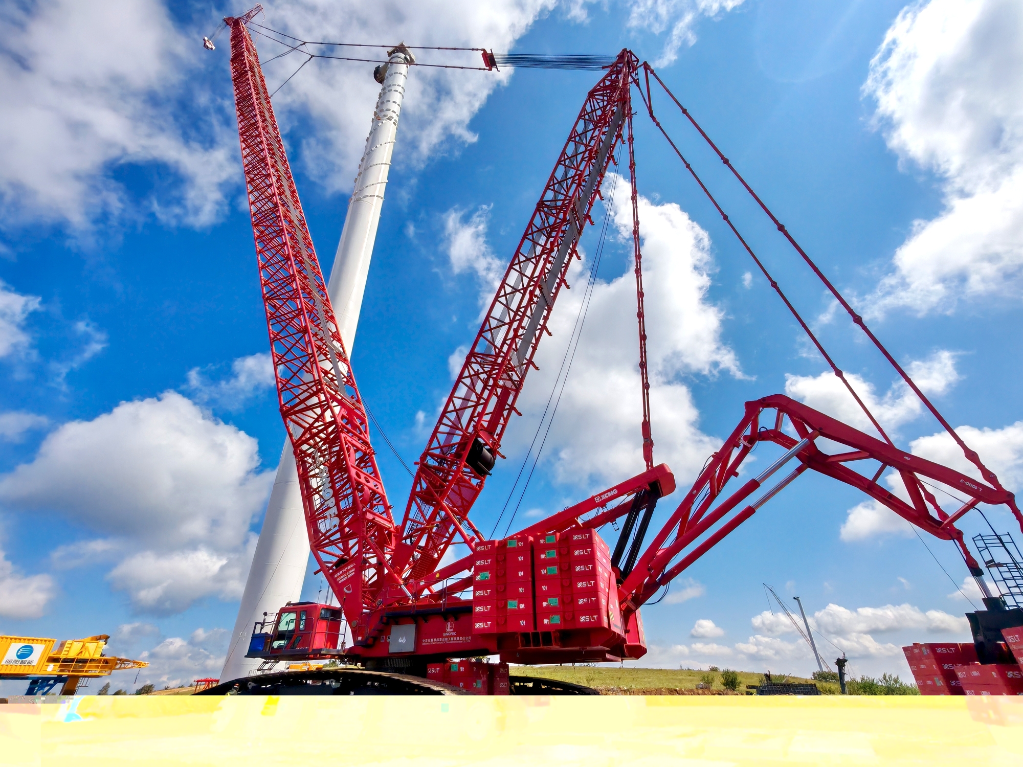 XGC15000A：欧洲山地风电市场的“吊装硬核力量”