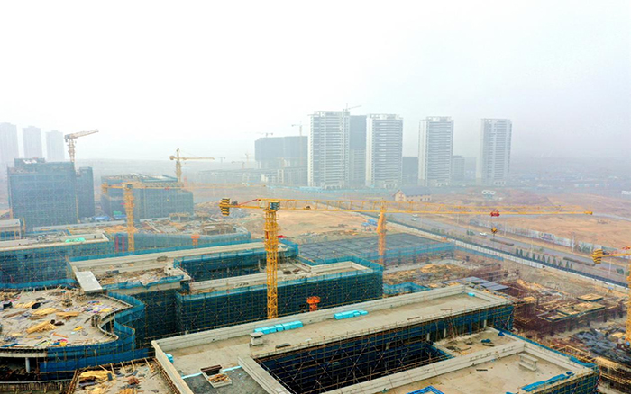 星空官网群塔助力大连最大教育实体