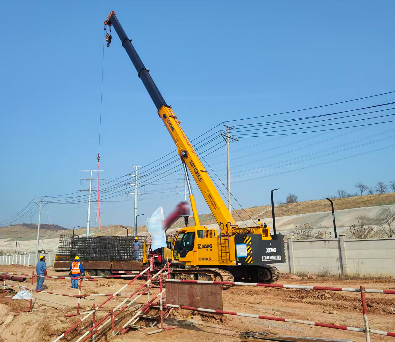 松软黄土+狭窄空间？XGTC30L5：轻松拿捏！